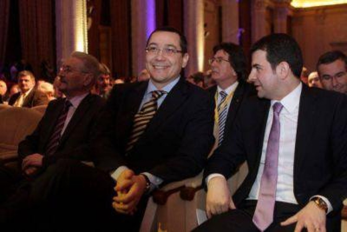 Premierul participa la un simpozion privind energiile regenerabile