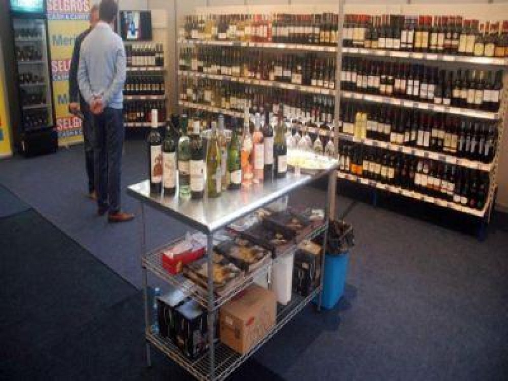 Astazi de deschide Bursa Vinurilor - Vin Est