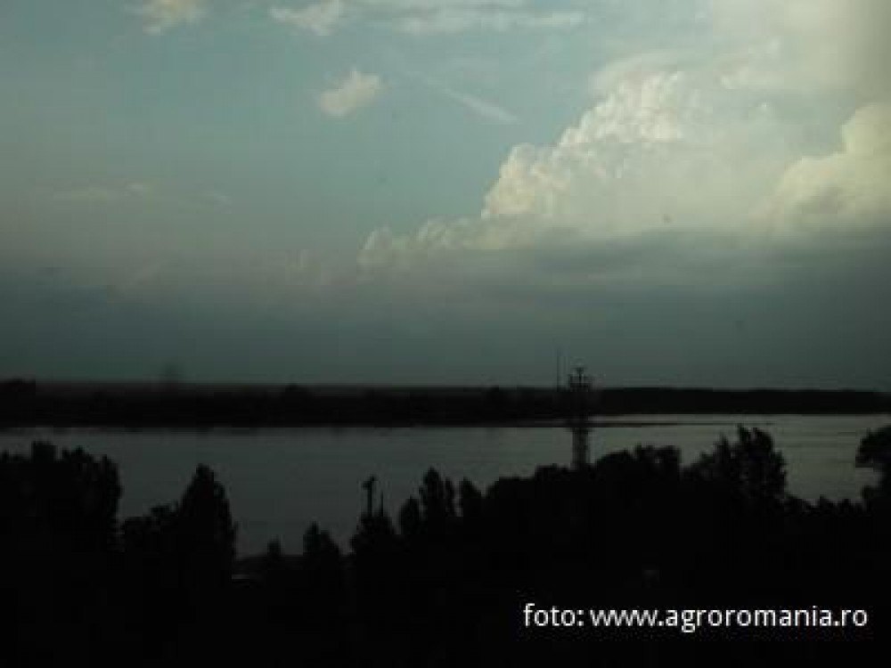 Estimarea evolutiei temperaturilor si ploilor pana pe 20 august